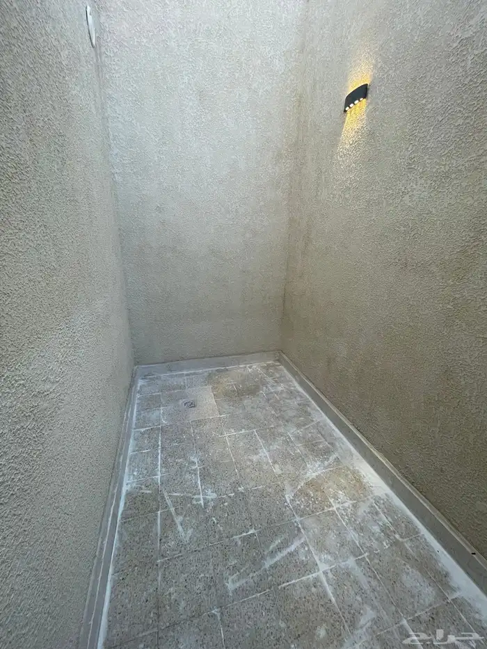 فيلا للإيجار المشرقية حي الجنادرية 13