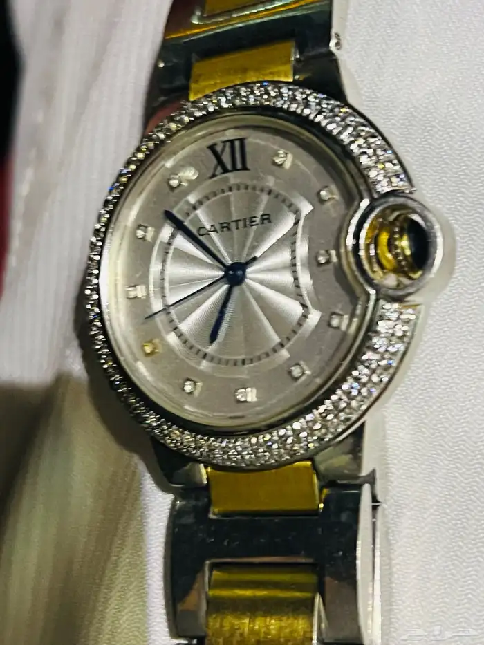 ساعة بالون بلو كارتير كرستال 4