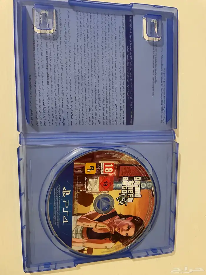 سوني فور مع يد 8 اشرطة سوني   حساب فورت نايت 137 سكن   شاشة 18