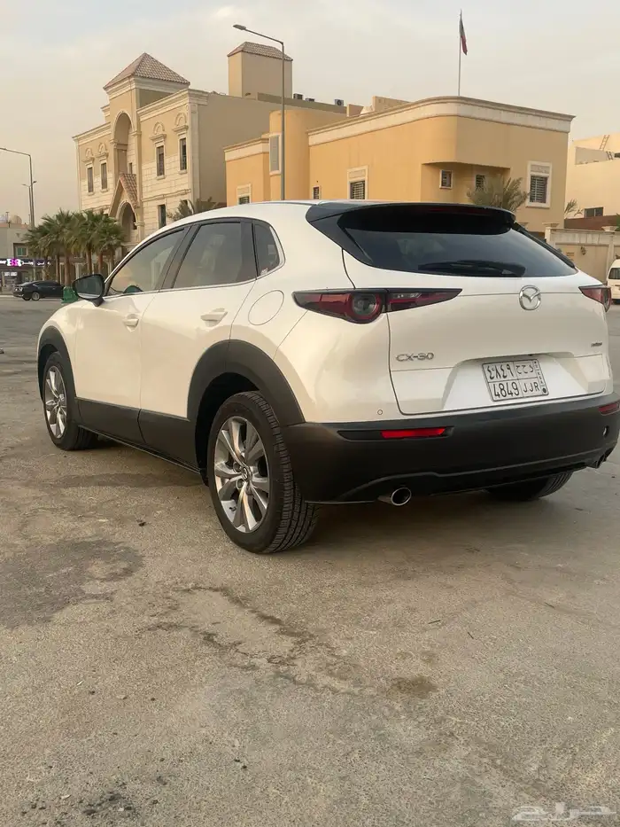 للبيع مازدا Cx30 7