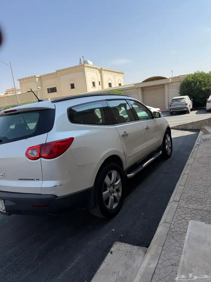 ترلفيرس موديل 2012 نظيف 1