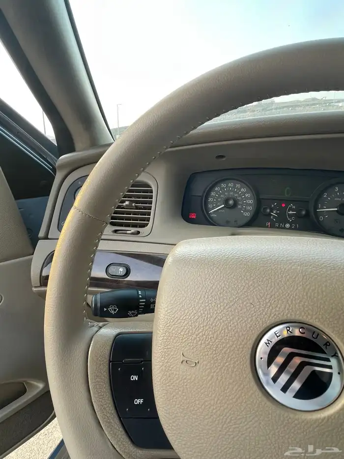 جراند ماركيز 2011 LS 44