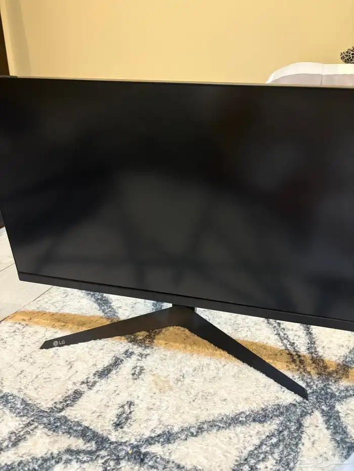شاشه الترا جير 165 هرتز(LG) 1