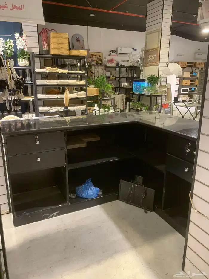 طاولة كاشير للبيع 2