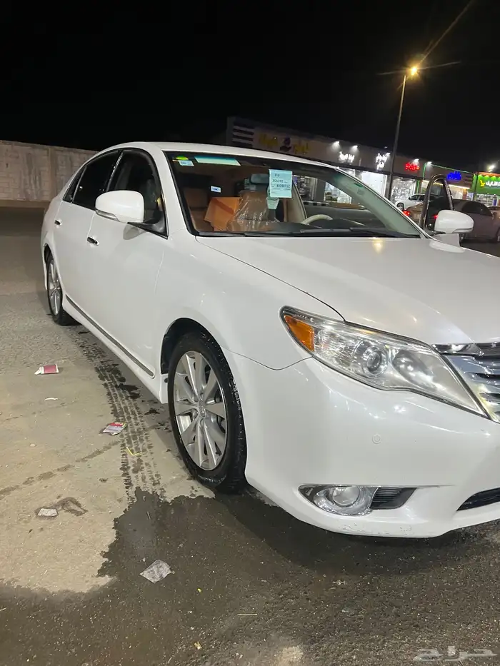 تويوتا افالون 2012 نظيفه جدا 3