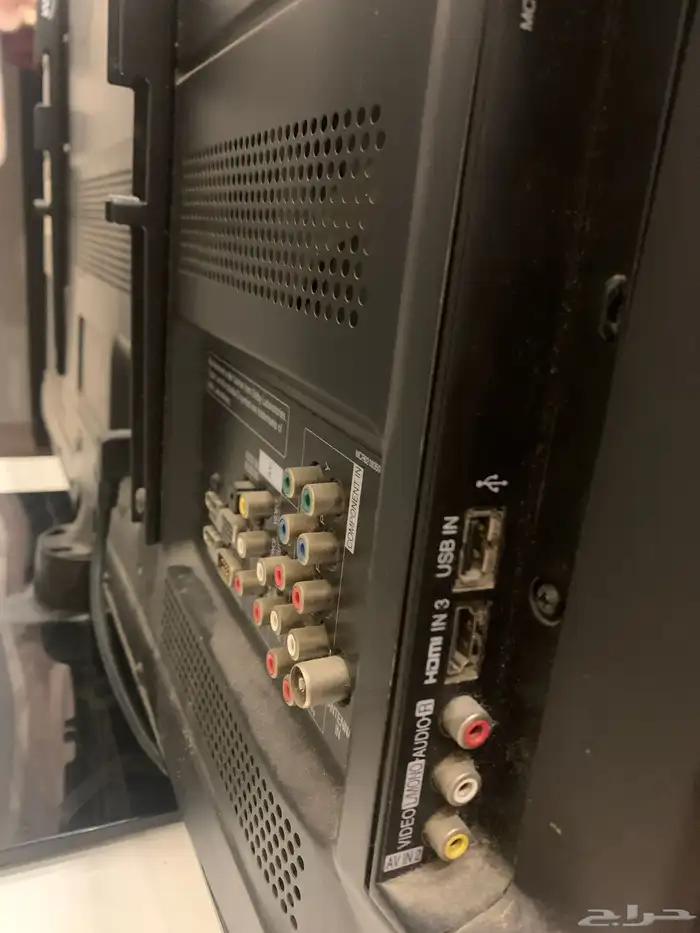 شاشه LG40 بوصه 1