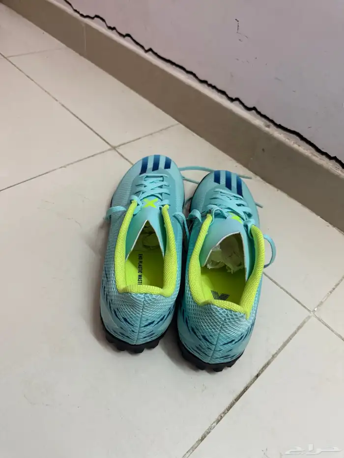 حذاء رياضي اديداس اصلي مقاس 46 4