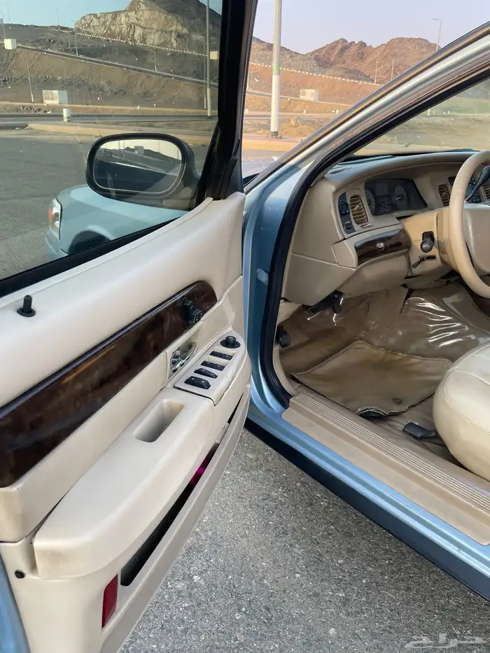 جراند ماركيز 2011 LS 23