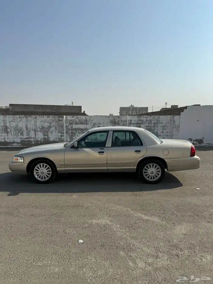 فورد ماركيز 2010 33