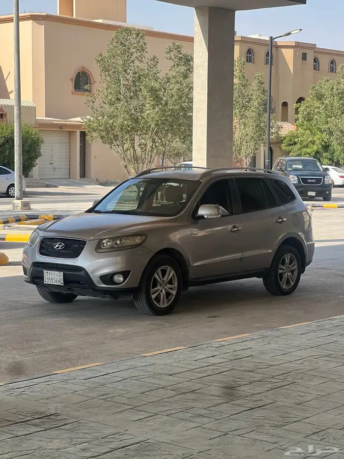 هيواندي سنتافي 2011 0