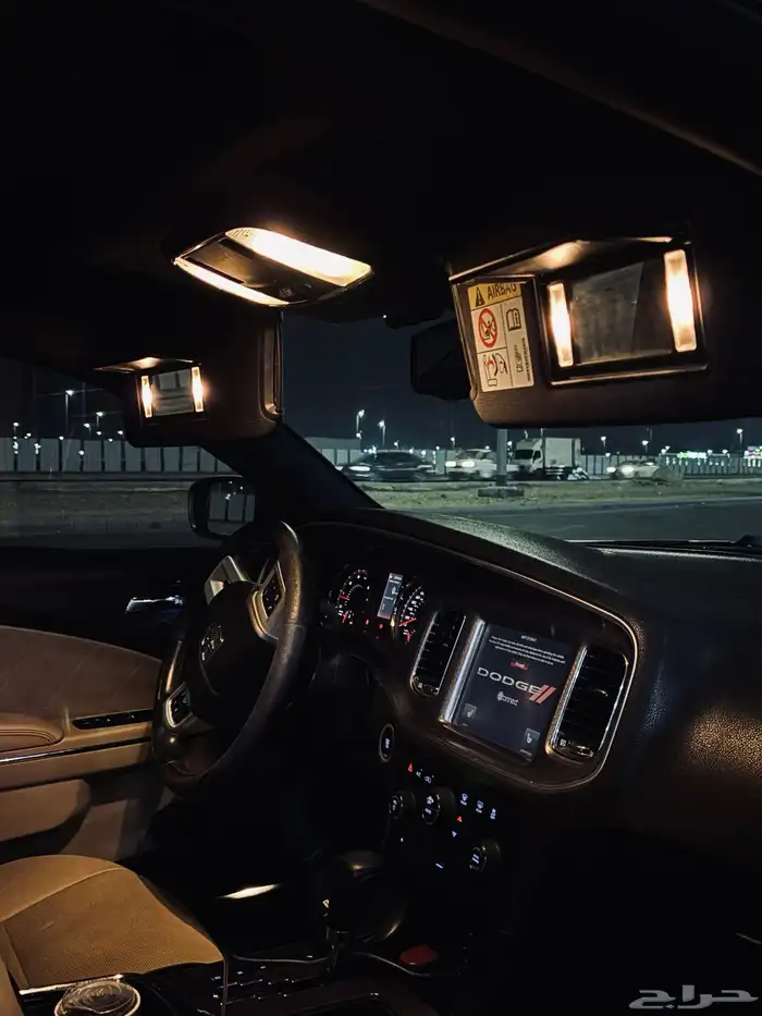 للبيع تشارجر 2014 فل هاوس V8 ابيض لؤلؤي مالك اول 46