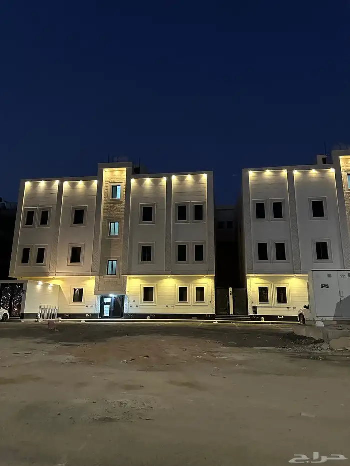 شقق للبيع دور اول و دور ثاني روف ب اسطح خاصة 1