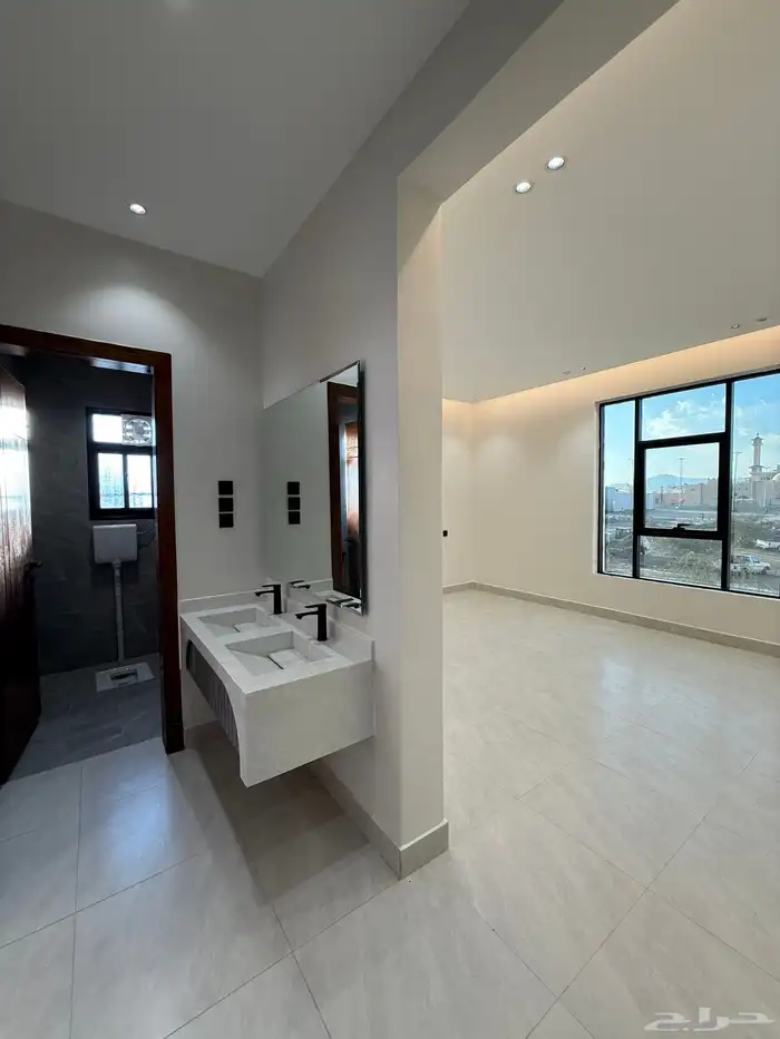 للبيع روف علوي موقع ممتاز - مدارس - مسجد - خدمات عامة كاملة 11