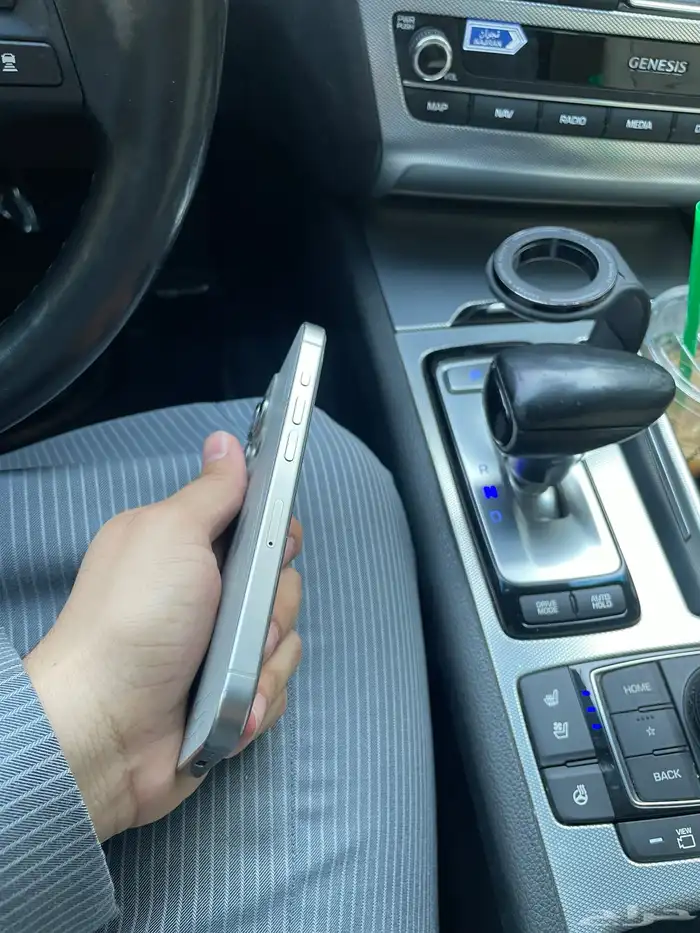 ايفون 15 برو 256 2