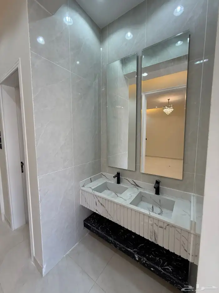 للبيع دور أرضي بحوش وشقق علويه مخطط قرطبه المحاله ابها 6