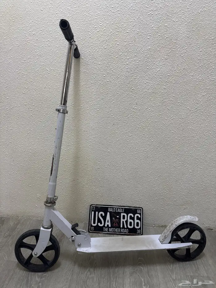 سكوتر نظيف واستخدام بسيط ب 60ولوحه ب10 0