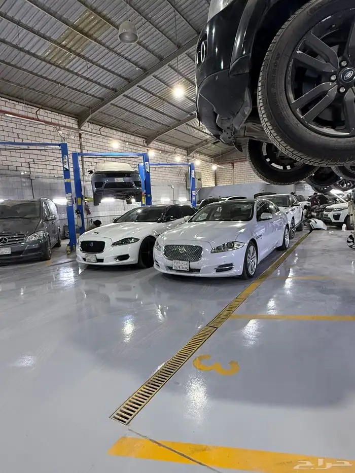 ورشة رنج روفر لصيانة السيارات 20