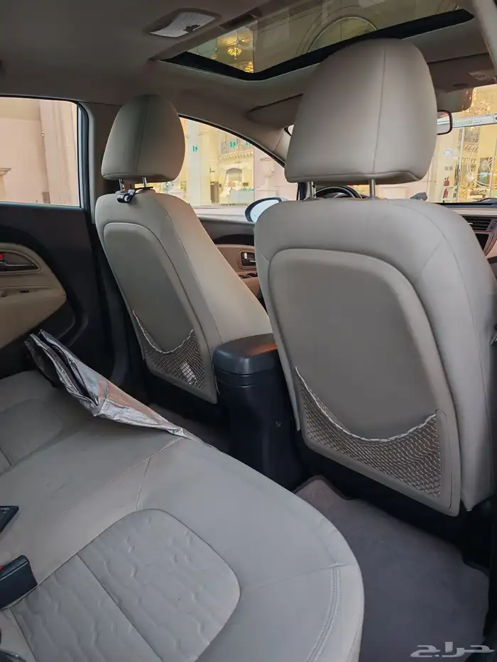 كيا ريو هاتشباك مخززن فل كامل 38