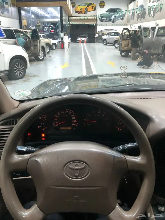 تايوتا لاندكروزر 1999 فل كامل 13