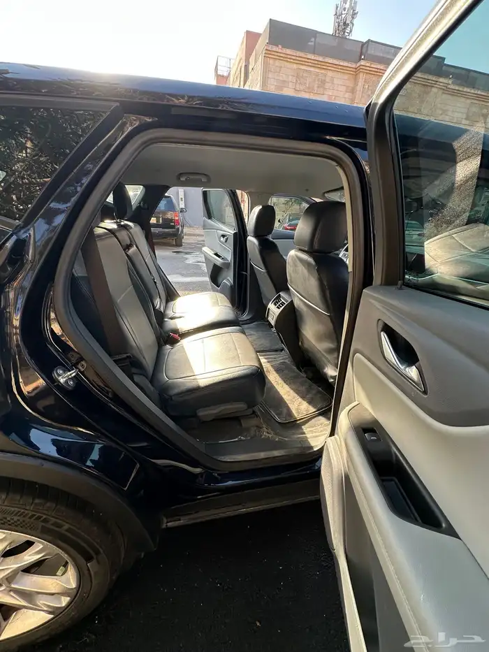 بليزر 2020 دبل 6 سلندر ويعمل 4 سلندر ملبس جلد من الداخل من 3