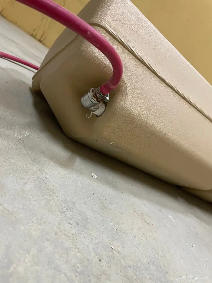 تانكي ماء 40 لتر الوطني   يركب على الجيب الربع 1