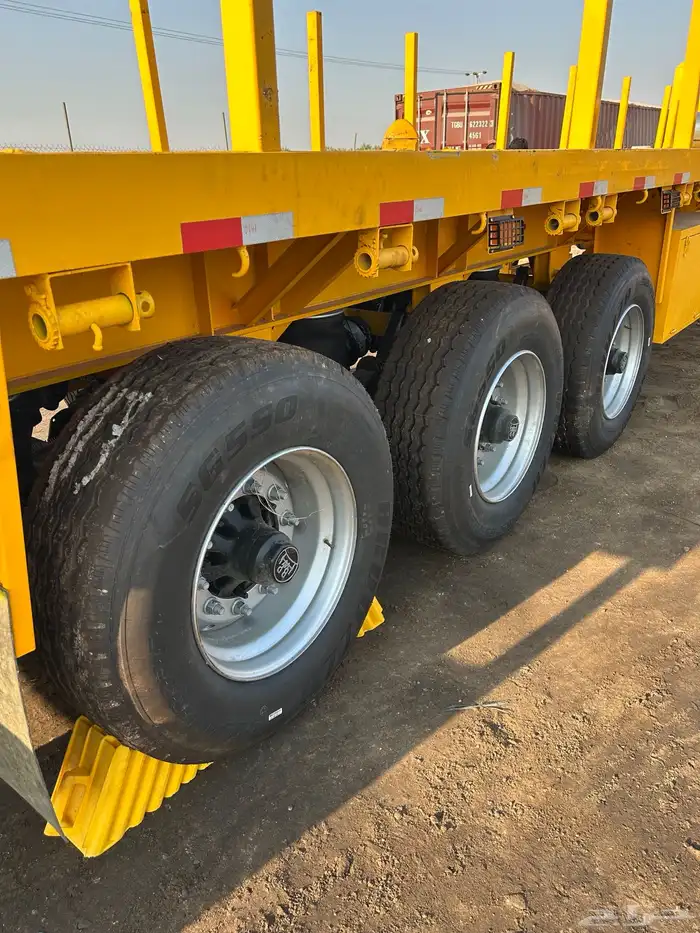 سطحة ثلاث محاور 1