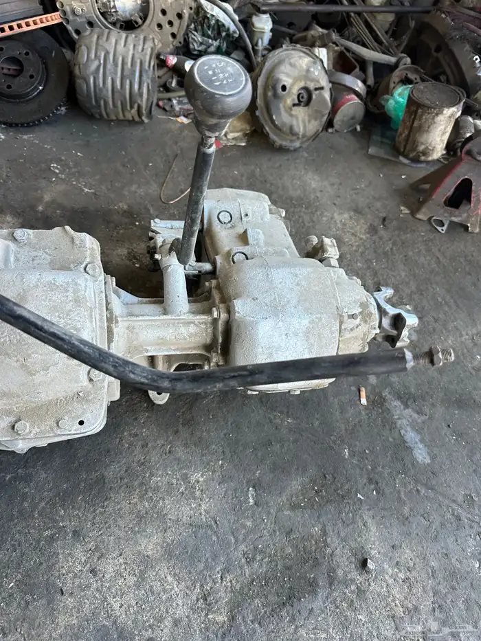 للبيع قير مع الدبل جمس موديل 79 2