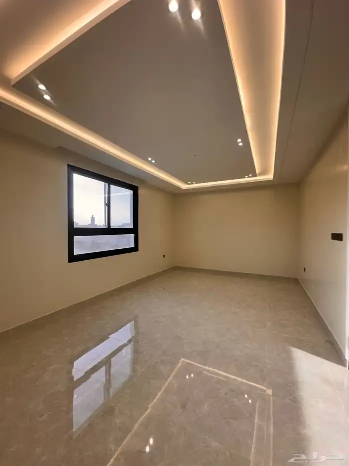 للبيع روف دور ثانى وملحق بسعر 620 الف بخميس مشيط 4