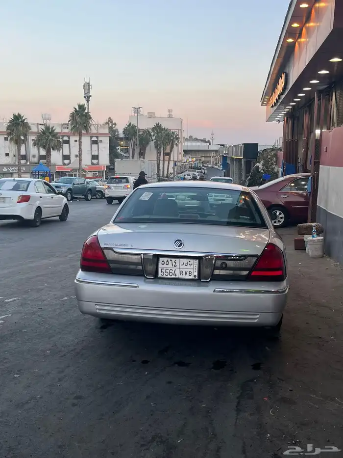 فورد قراند ماركيز 2011 6