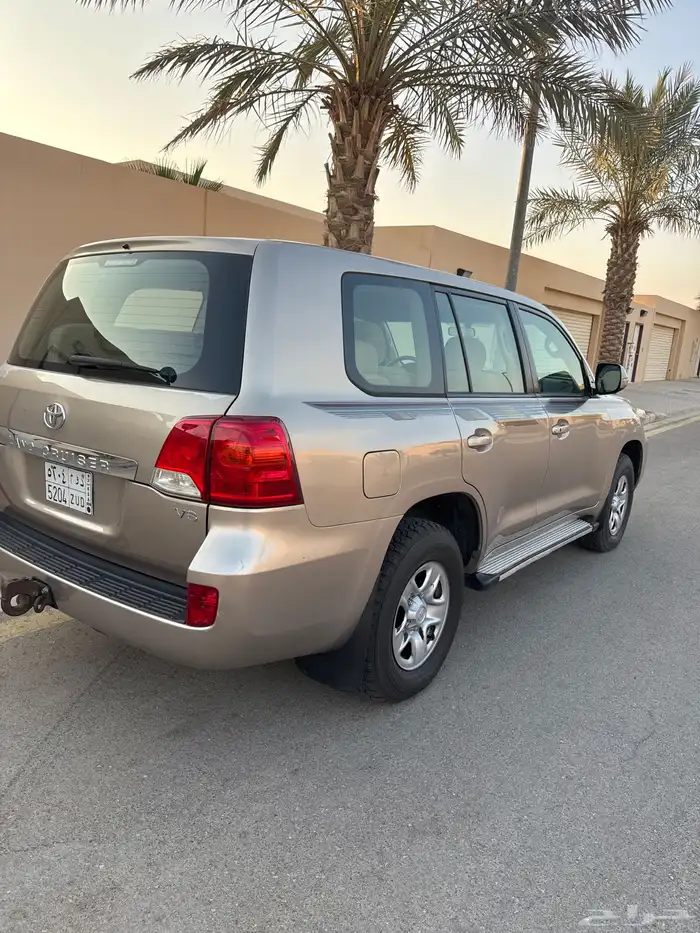 جيب جي اكس 6سلنذراوتماتيك مكيف ونص بدون ثلاجه 5