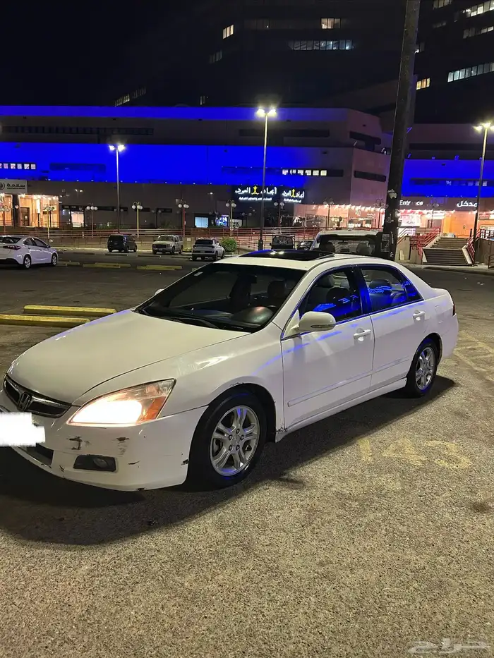 للبيع هوندا اكورد 2006 فل كامل استخدام شخصي 3