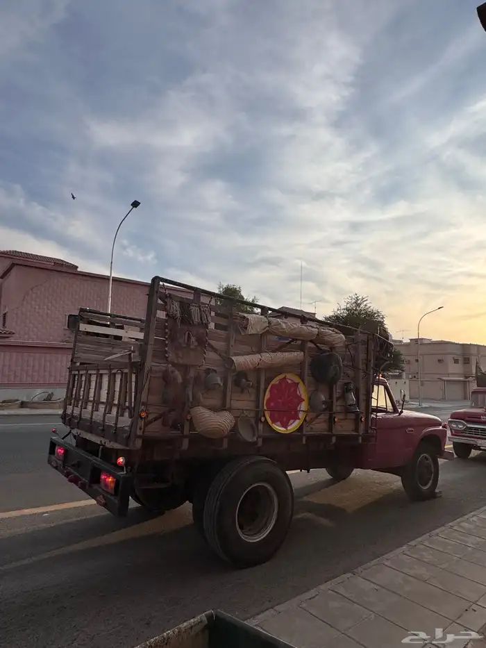 للبيع فورد لوري موديل 1966 شغال 8