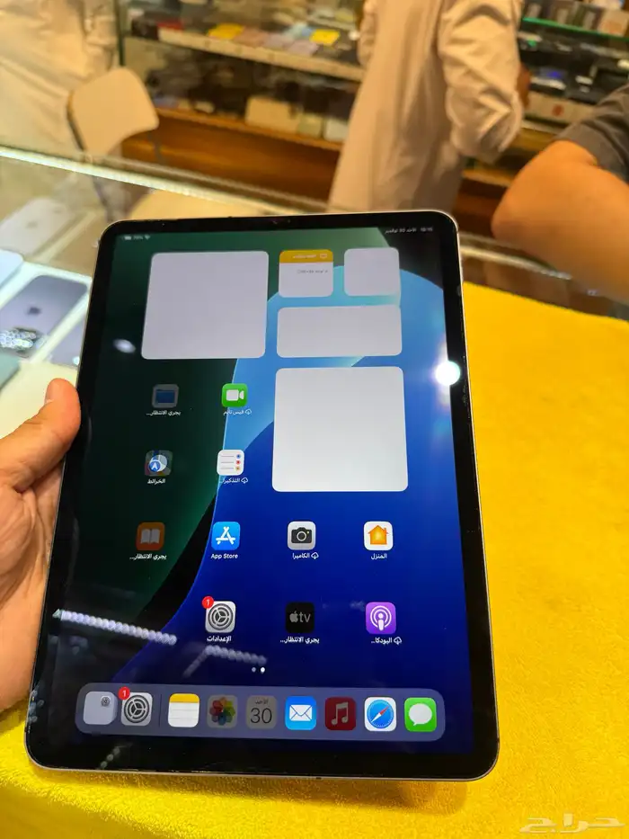 آيباد برو 256 قيقاء بشريحة 2020 نضيف وكالة مادخل صيانة 10
