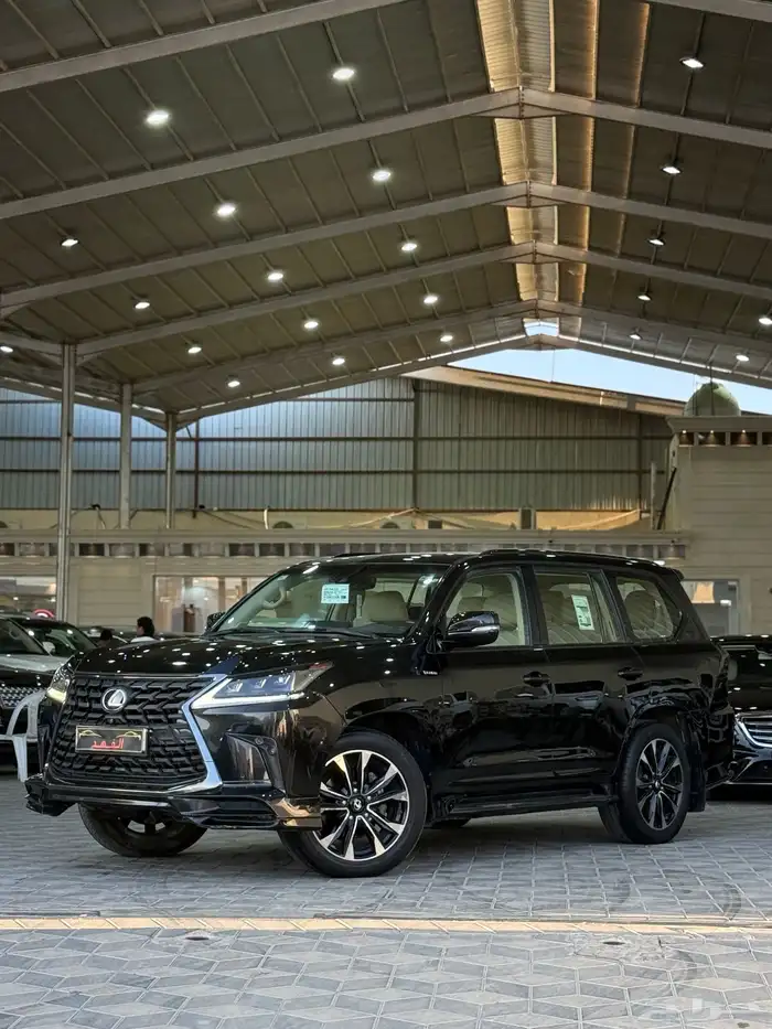 لكزس - 2016 - LX570 - فل كامل 3