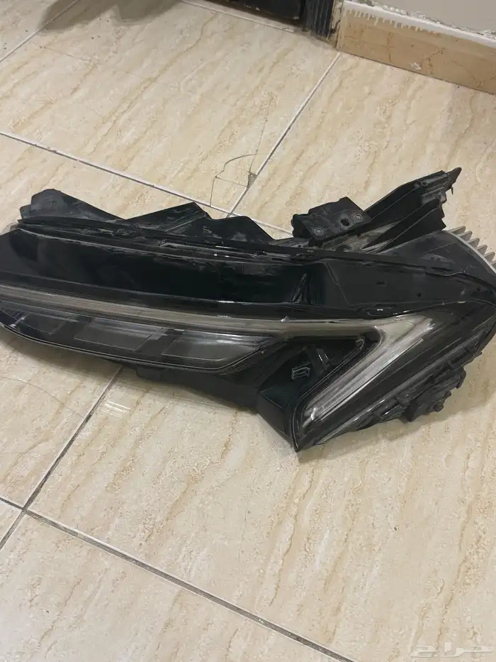 ليد امامي يسار وشمعة نور امامي يسار 2