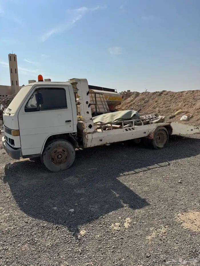 دينا ايسوزو موديل 95 السيارة لاتشكو من أي شىء محركات شرط 3