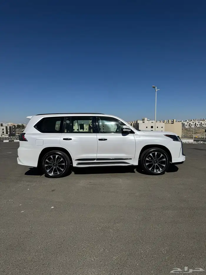 لكزس بلاك دشن2021 5