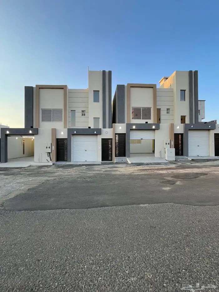 للبيع دو. ارضى بحوش وسيع 590 الف ابها المحاله تشطيب ممتاز 2