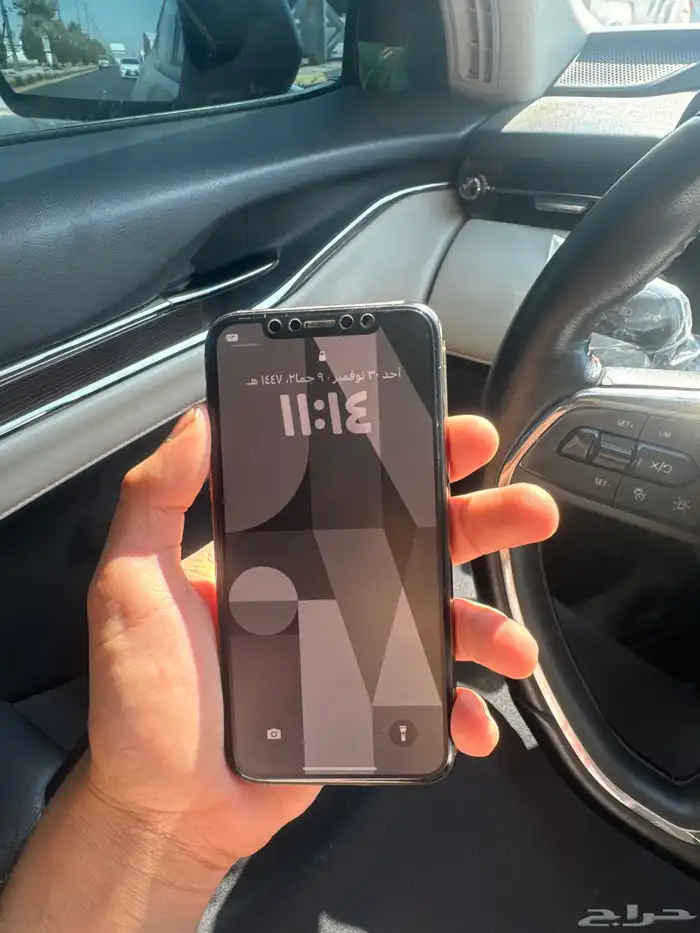 ايفون 11 برو ذهبي نضييف 0