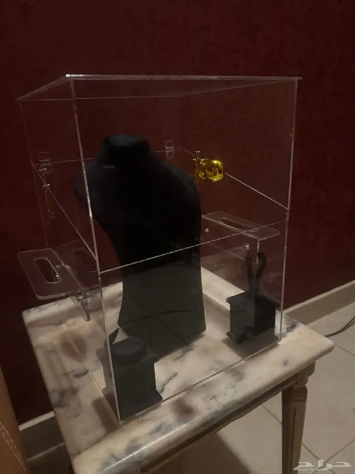 مانيكان وبوكس لعرض الطقم صينيه تقديم دبل زواج 1