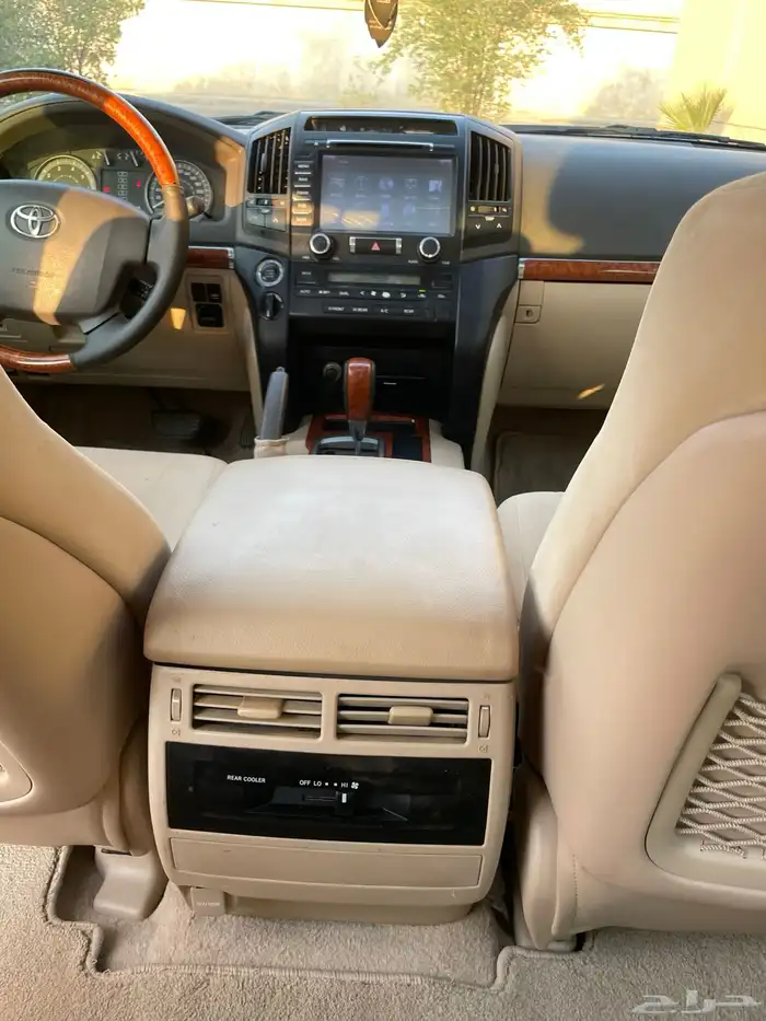 لاند كروزر GXR سعودي 2014 22