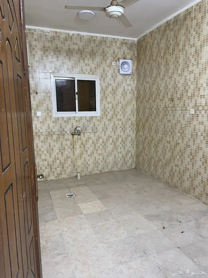 شقة ايجار دور ثاني القادسيه 2 2