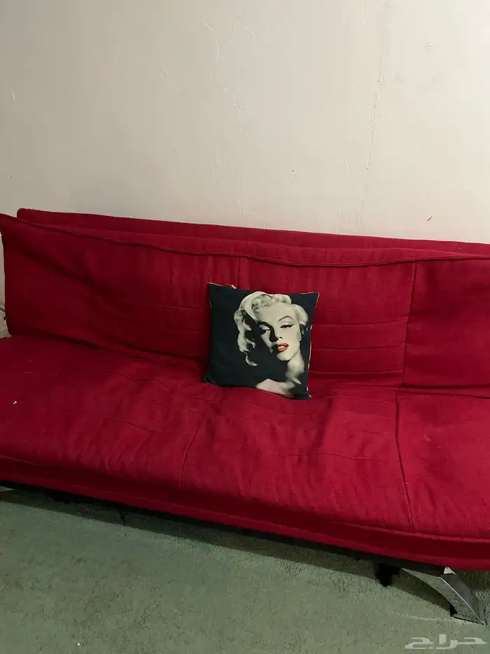 كنب لثلاثه أشخاص قابله للتحول إلى سرير 0