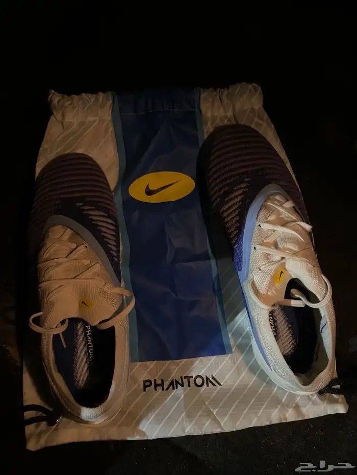 بوت كوره نايك phantom6 مع الشنطه مقاس 43 0