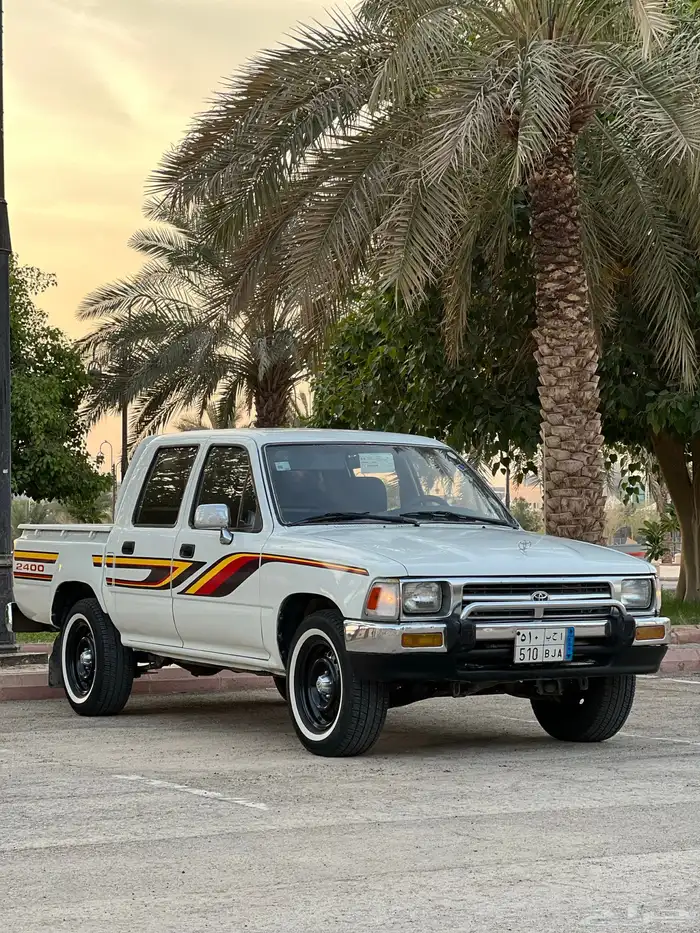 هايلوكس 94 مع لوحة مميزة 0