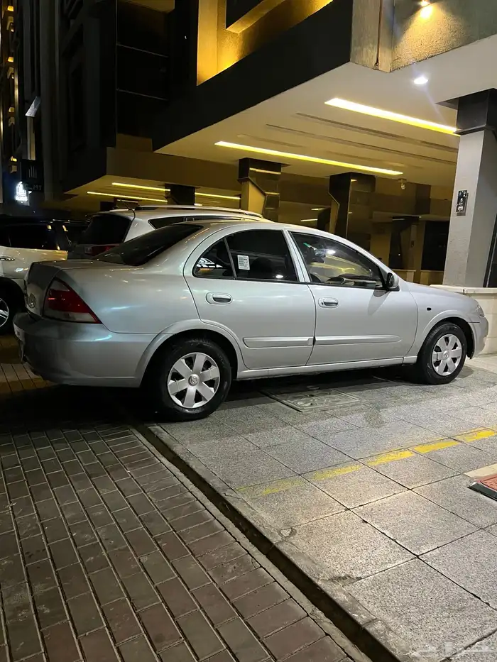 للبيع نيسان صني 2011 0