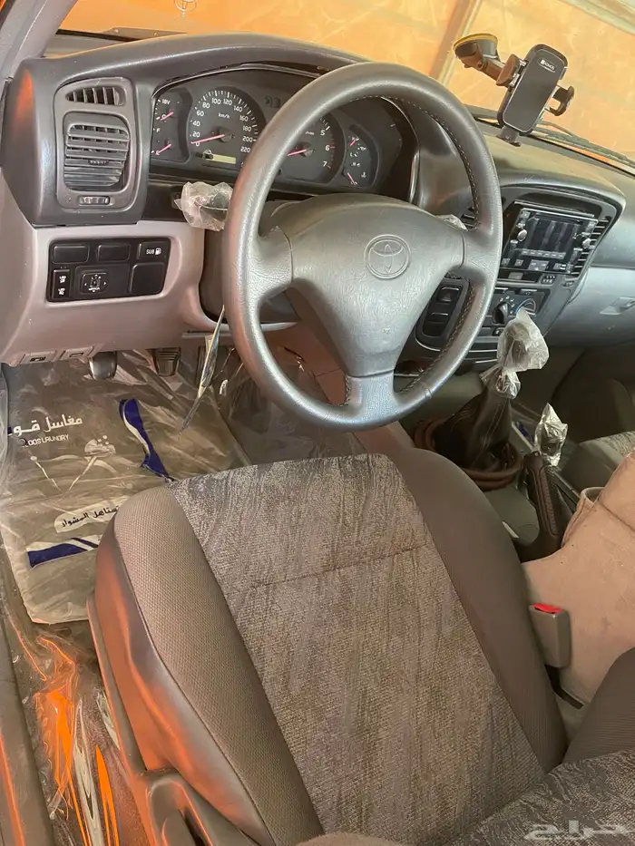 لاندكروزر مديل 2000 الون اسود 8