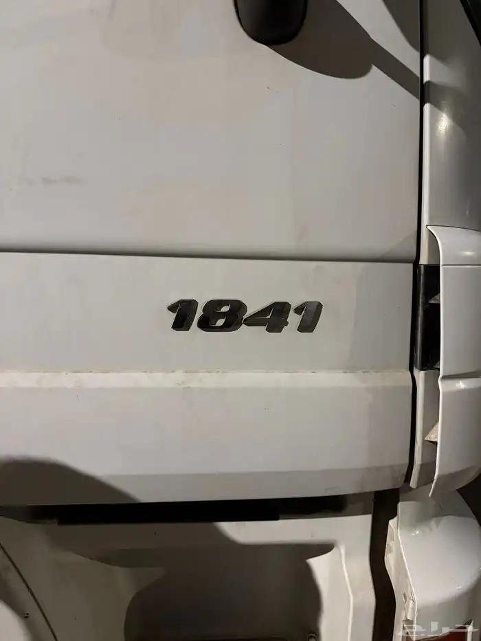 للبيع رأس تريلا مرسيدس أكتروس MP3 نظيف وجاهز للعمل 6