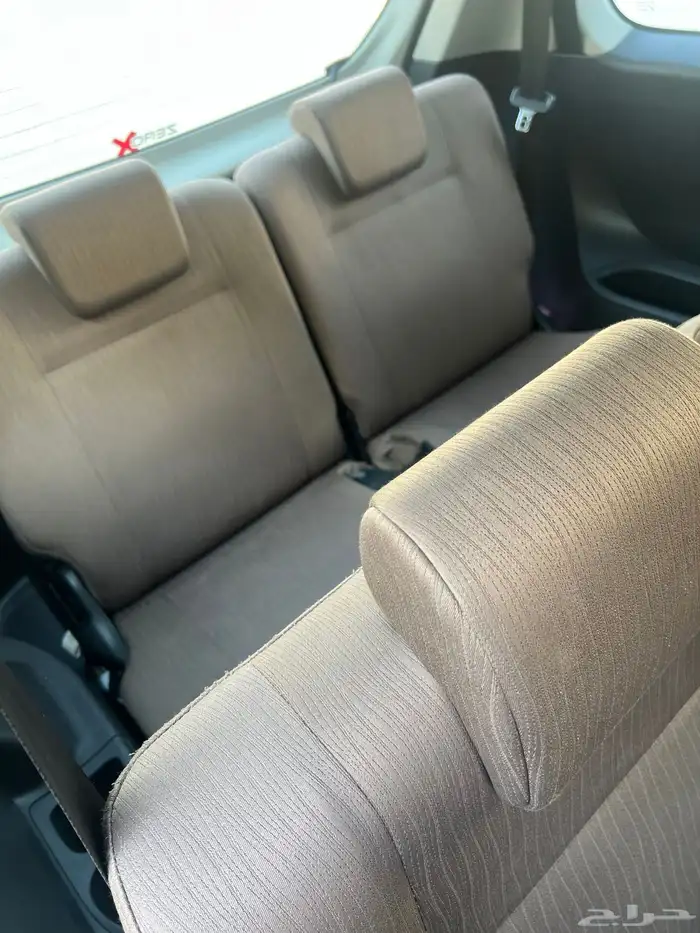 للبيع افانزا ابيض موديل 2016 3