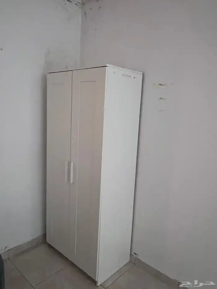 سرير ودلب ودولبيب خشب مكان شاشة 4